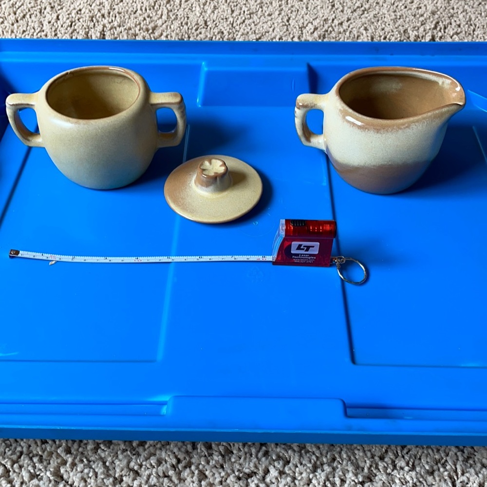 Frankoma sugar bowl and creamer